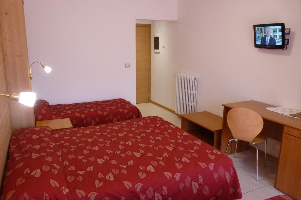 Hotel La Rosa テーリオ エクステリア 写真