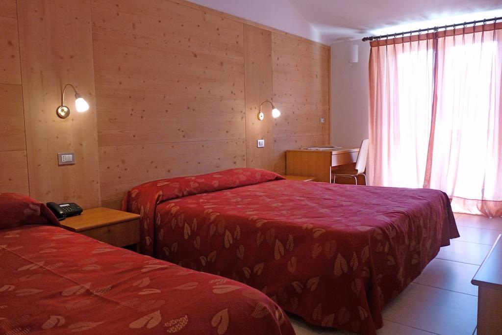 Hotel La Rosa テーリオ エクステリア 写真